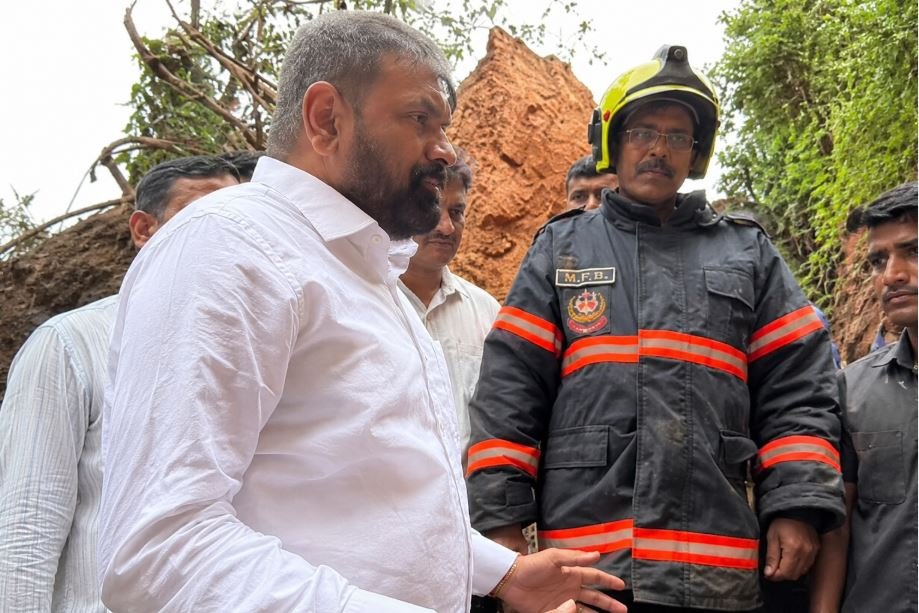 Sachin Ahir Visits Kurla Landslide Site, Assures Relief and Permanent Rehabilitation for Families